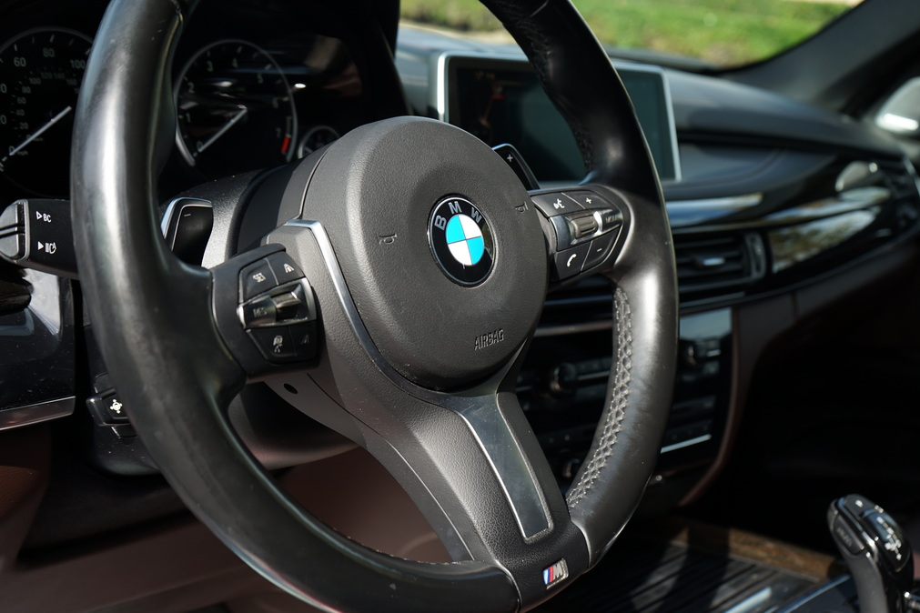 2016 BMW X5 xDrive50i - Photo 72