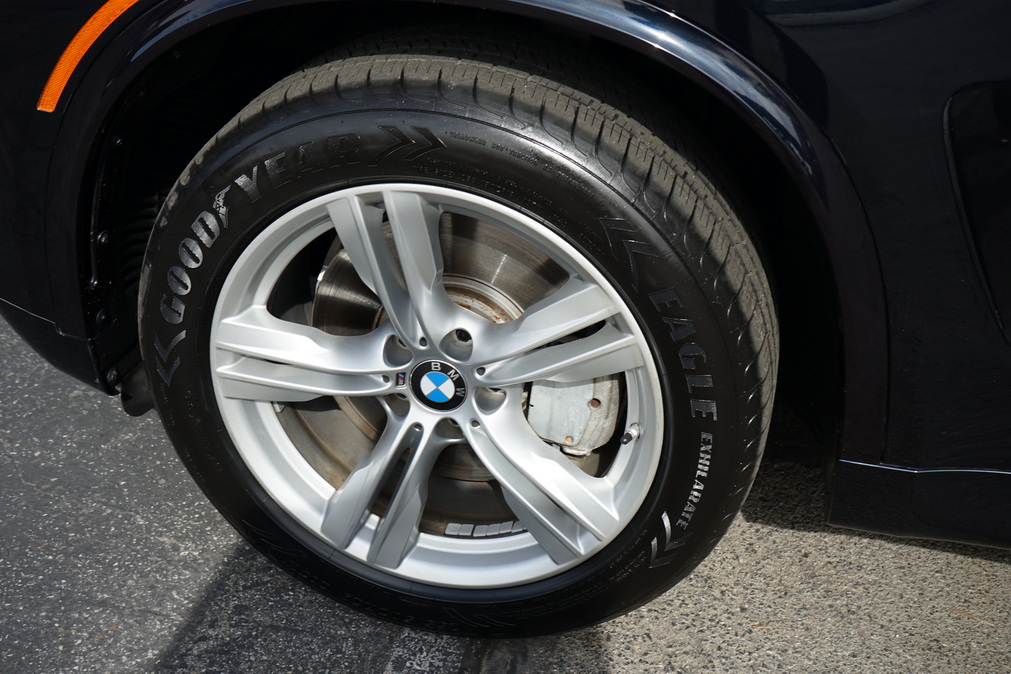 2016 BMW X5 xDrive50i - Photo 43