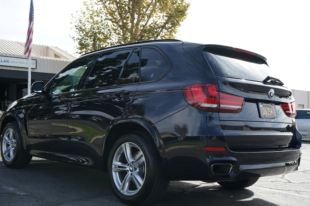 2016 BMW X5 xDrive50i - Photo 9